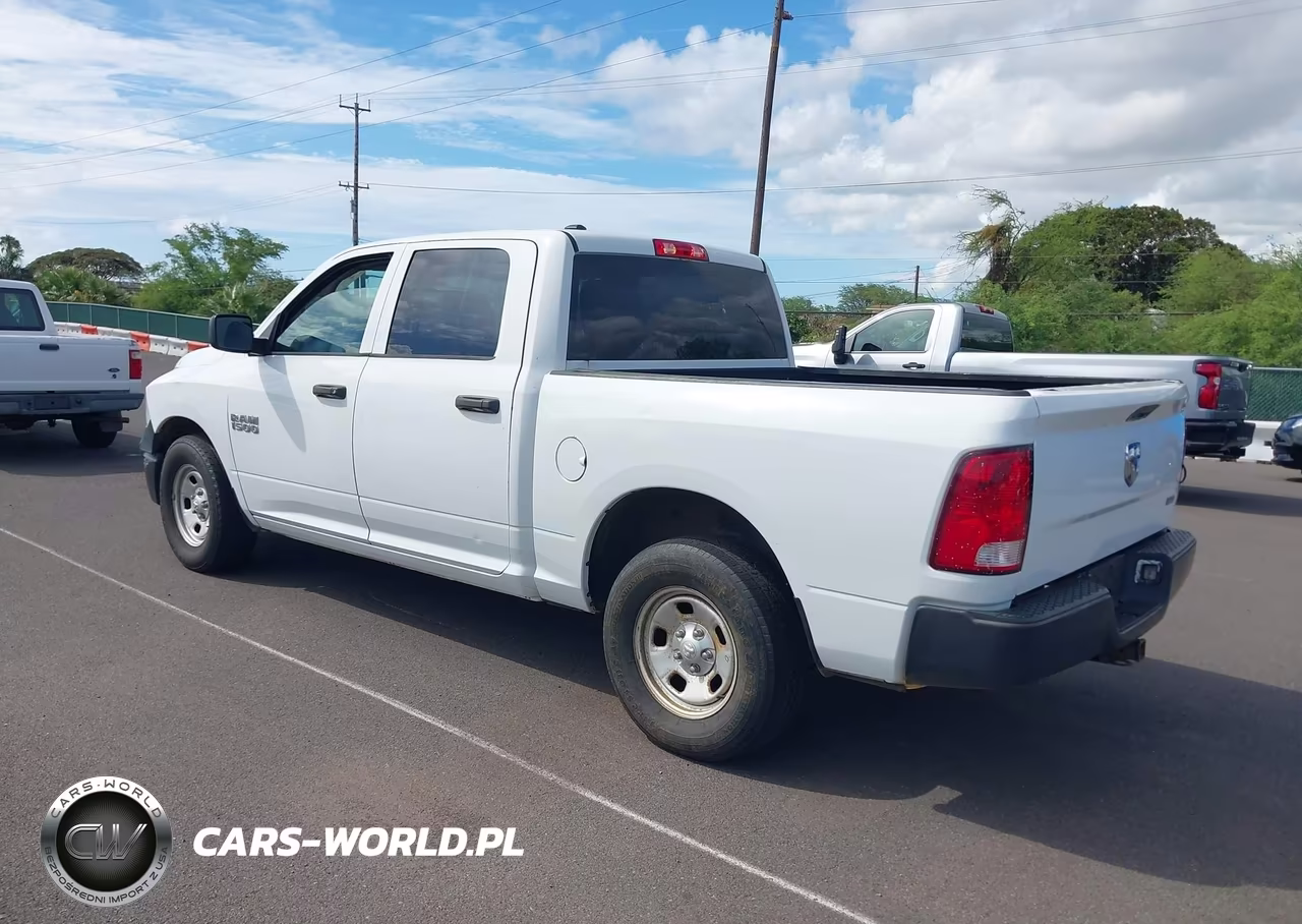 2018 Ram 1500 Tradesman 4X2 5'7 Box VIN:1C6RR6KG3JS296560 - 3