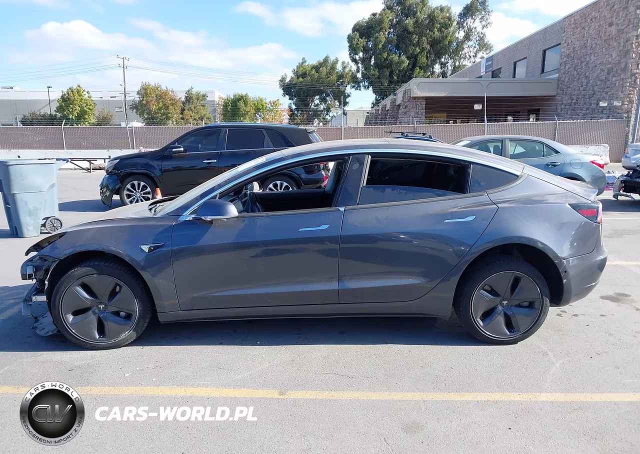 2018 Tesla Model 3 Long Range-Performance VIN:5YJ3E1EB6JF128504 - 17