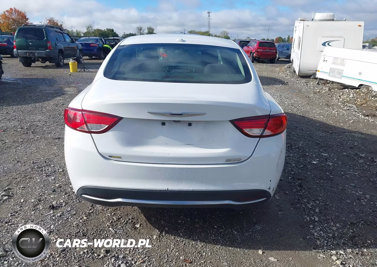 2015 Chrysler 200 Limited VIN:1C3CCCAB6FN591022 - 16