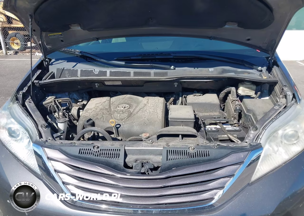 2017 Toyota Sienna Le 8 Passenger VIN:5TDKZ3DC0HS893526 - 10