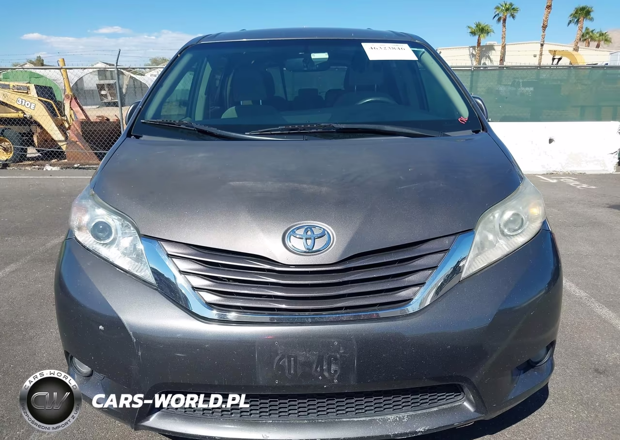 2017 Toyota Sienna Le 8 Passenger VIN:5TDKZ3DC0HS893526 - 12