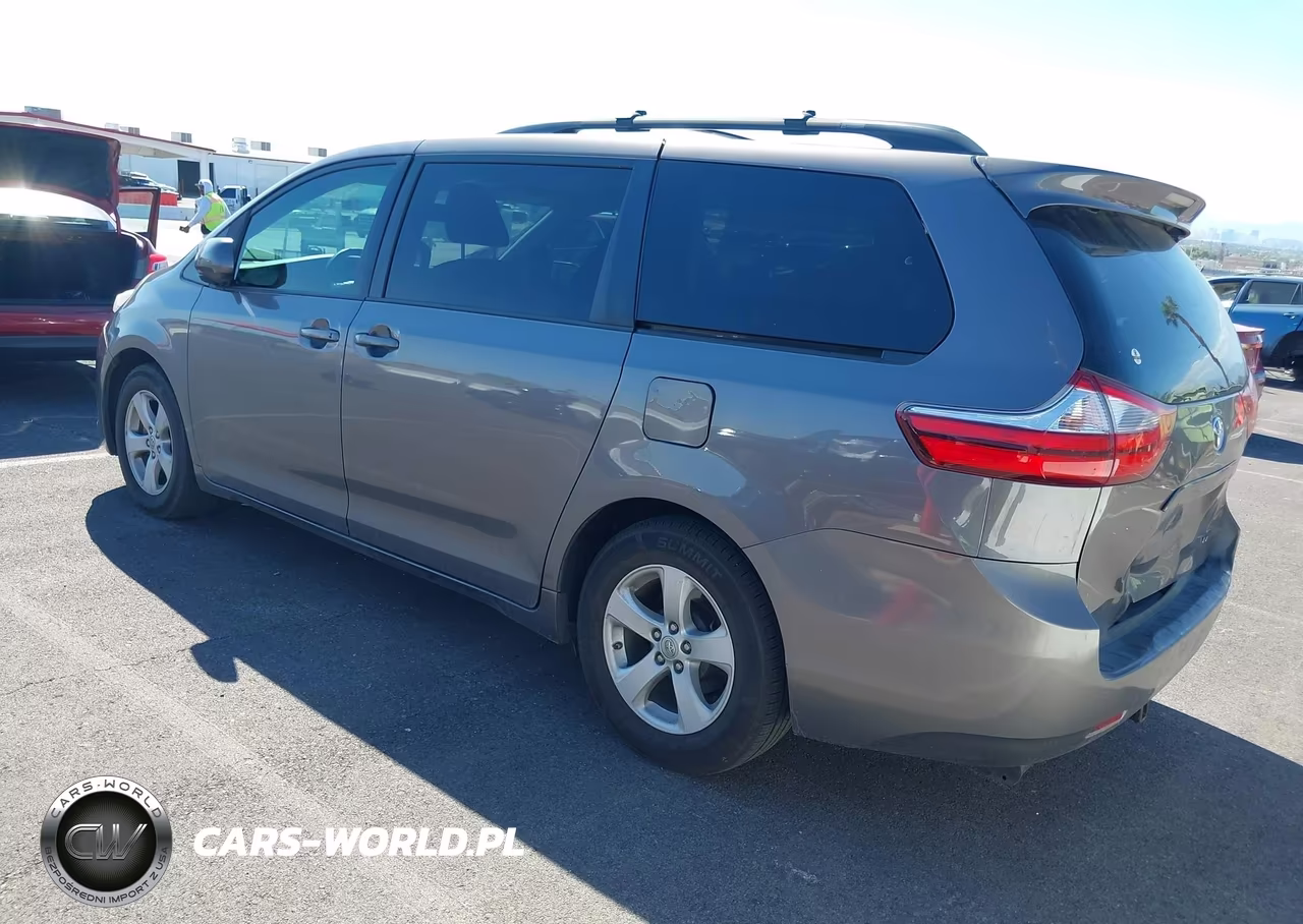 2017 Toyota Sienna Le 8 Passenger VIN:5TDKZ3DC0HS893526 - 3