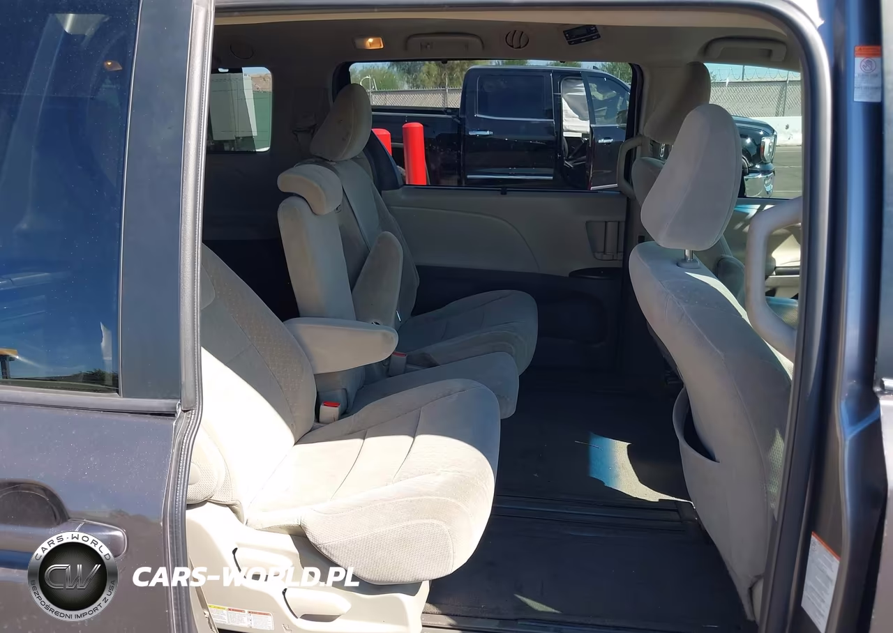 2017 Toyota Sienna Le 8 Passenger VIN:5TDKZ3DC0HS893526 - 8