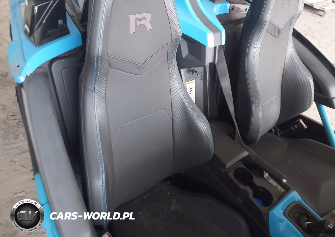 2020 Polaris Slingshot R VIN:57XAARGB2L8140383 - 8