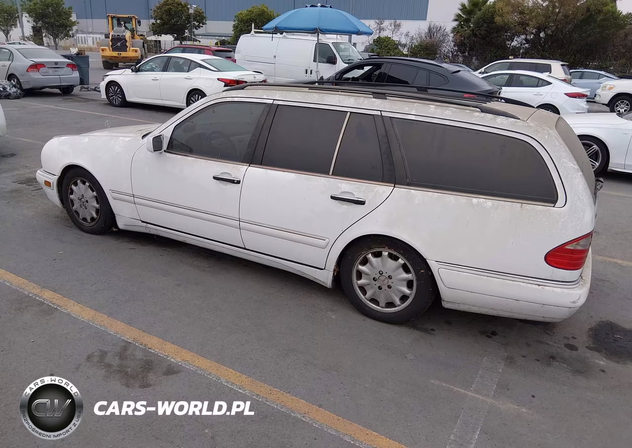 1999 Mercedes-Benz E 320 VIN:WDBJH65F1XA730578 - 3