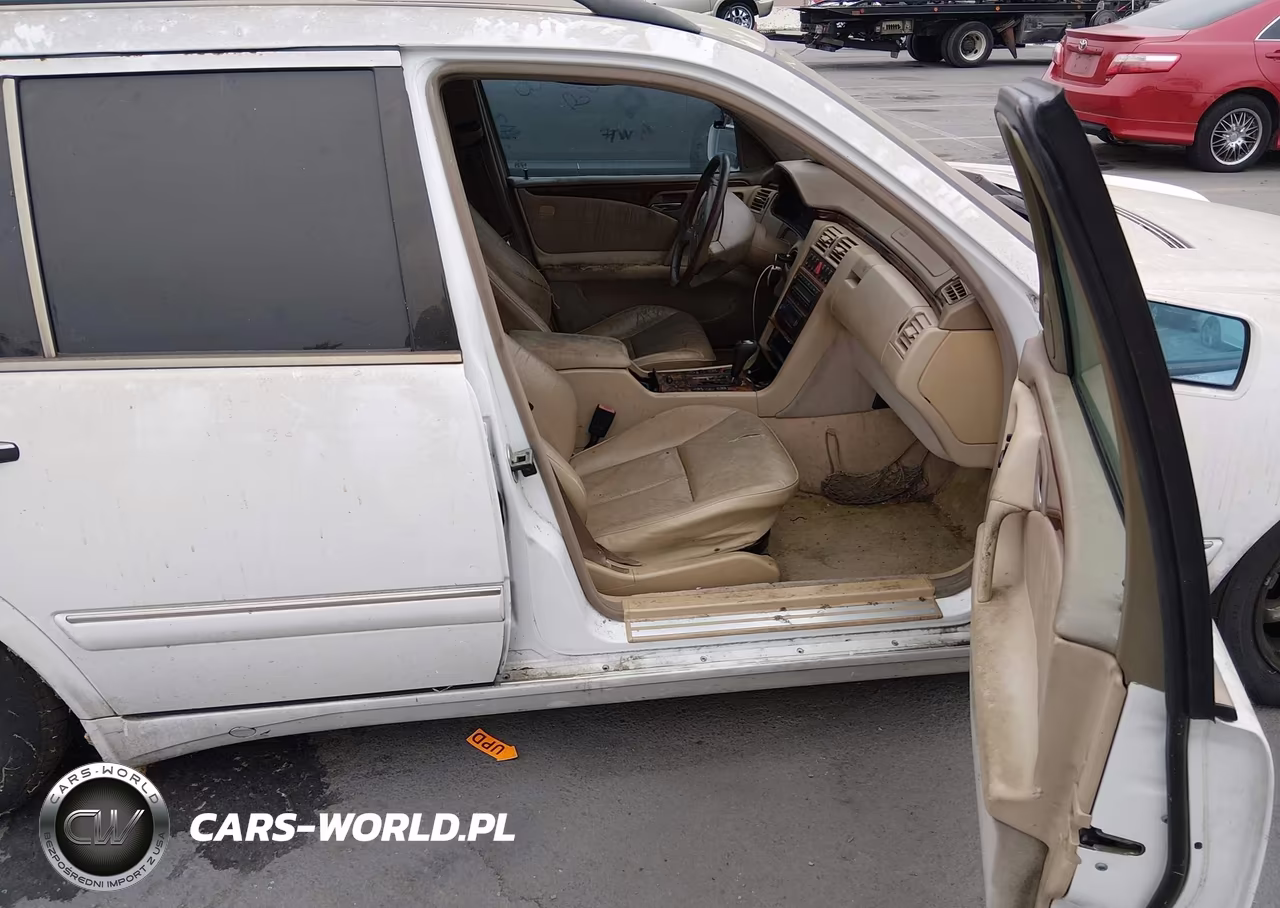 1999 Mercedes-Benz E 320 VIN:WDBJH65F1XA730578 - 5