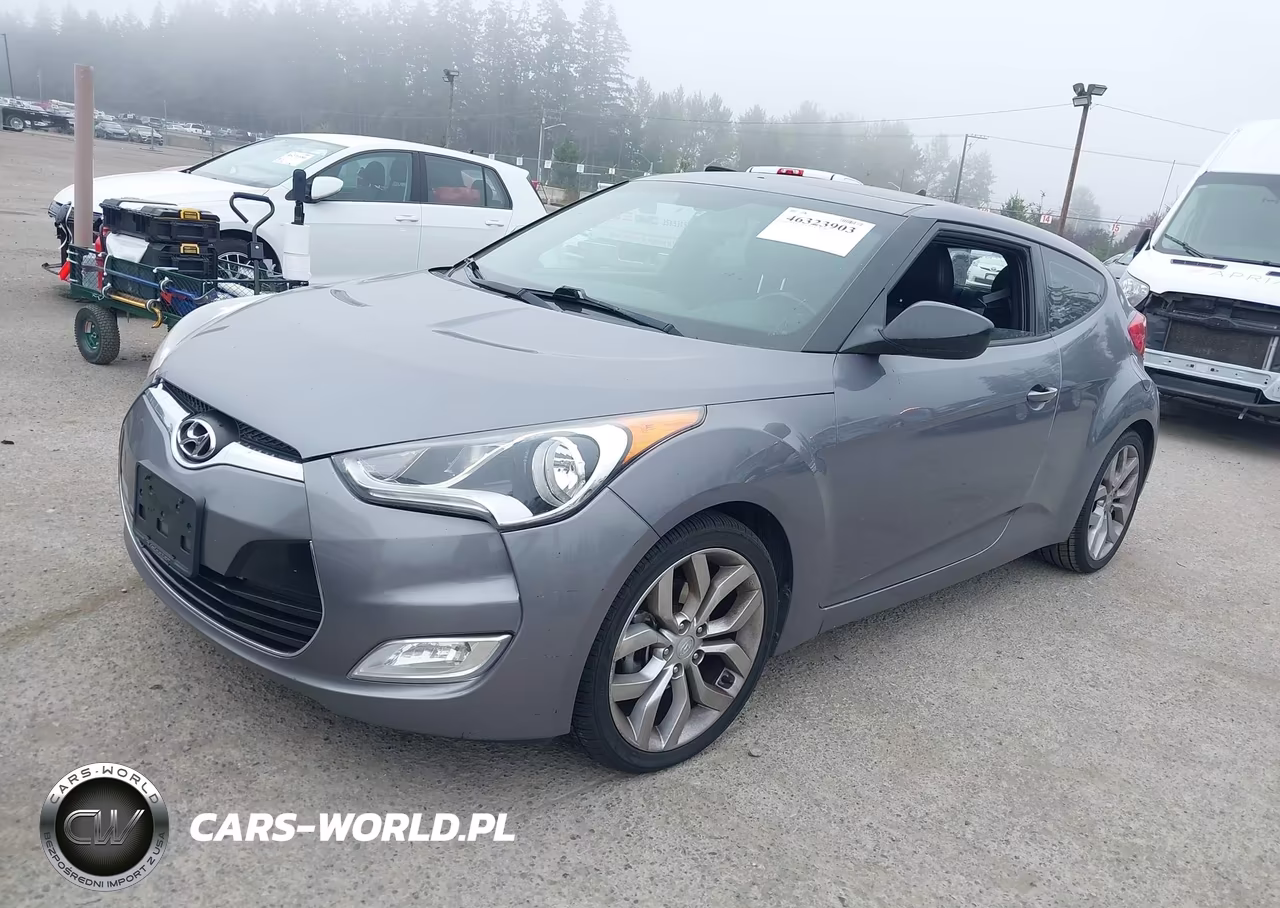 2015 Hyundai Veloster VIN:KMHTC6ADXFU242963 - 2