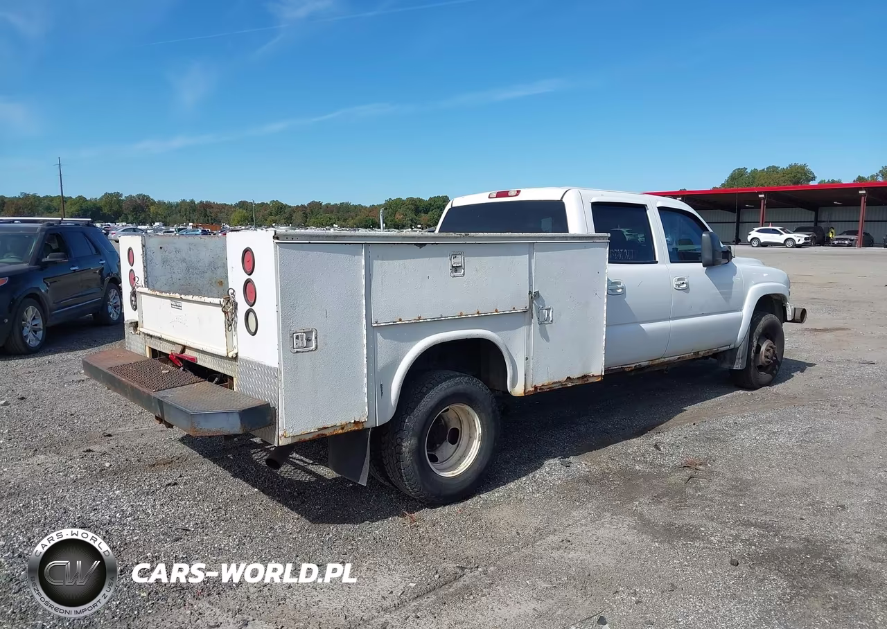2002 Chevrolet Silverado 3500 Ls VIN:1GCJK33G72F150535 - 4