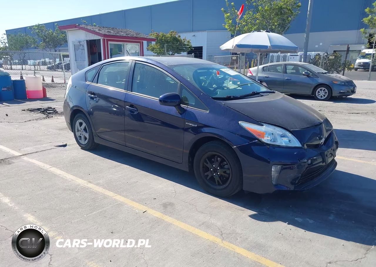 2013 Toyota Prius Three