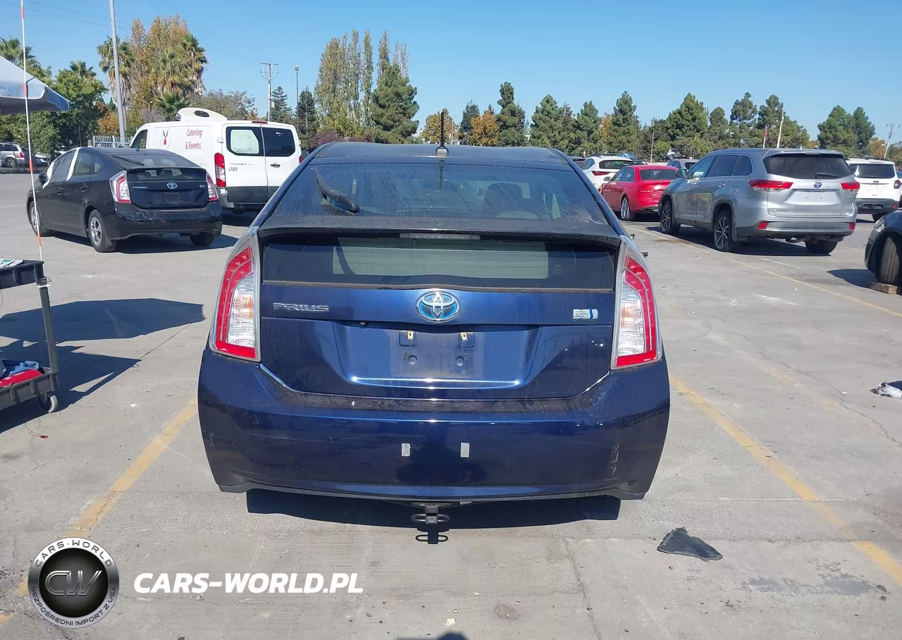 2013 Toyota Prius Three VIN:JTDKN3DU6D0348576 - 16