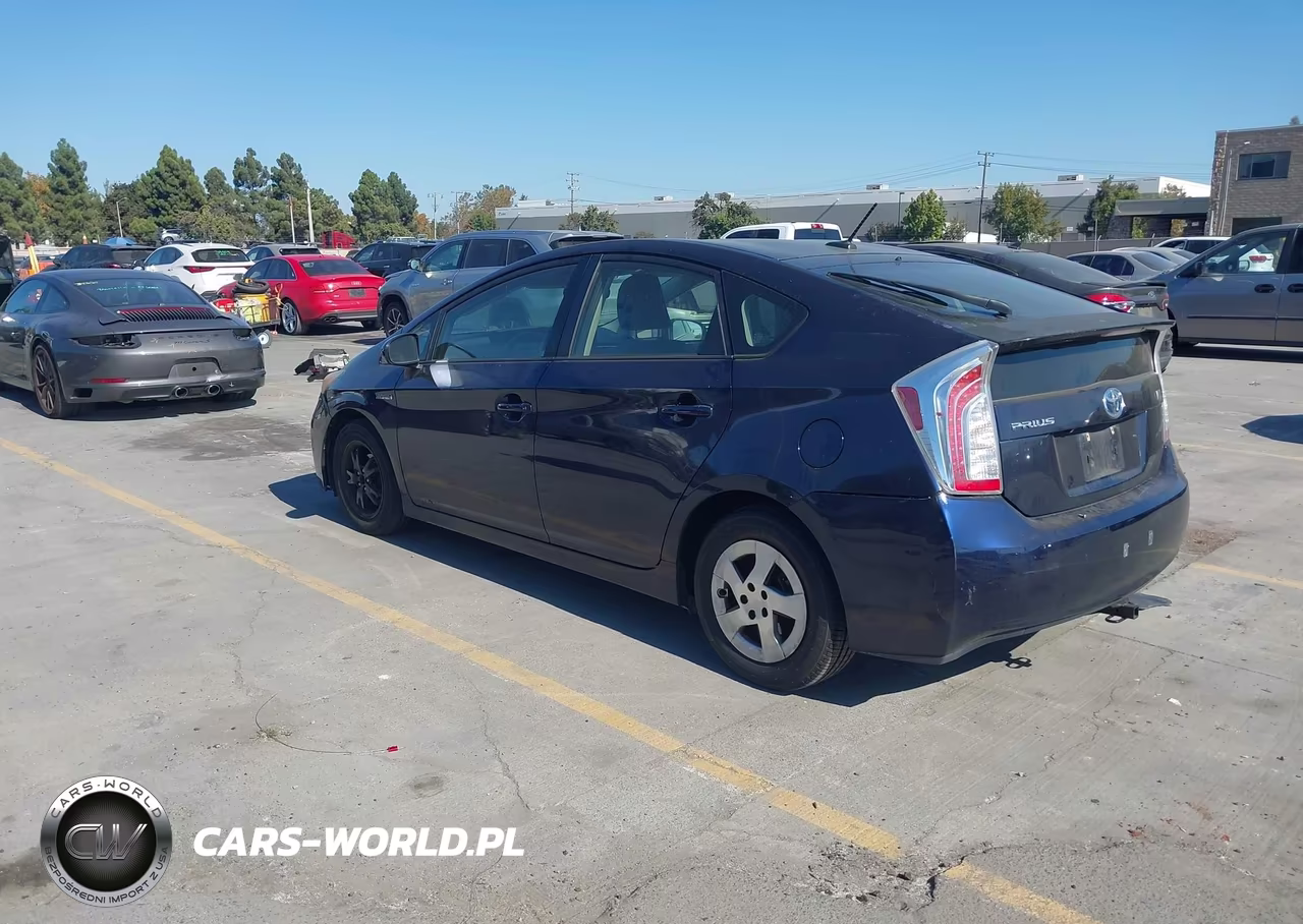 2013 Toyota Prius Three VIN:JTDKN3DU6D0348576 - 3