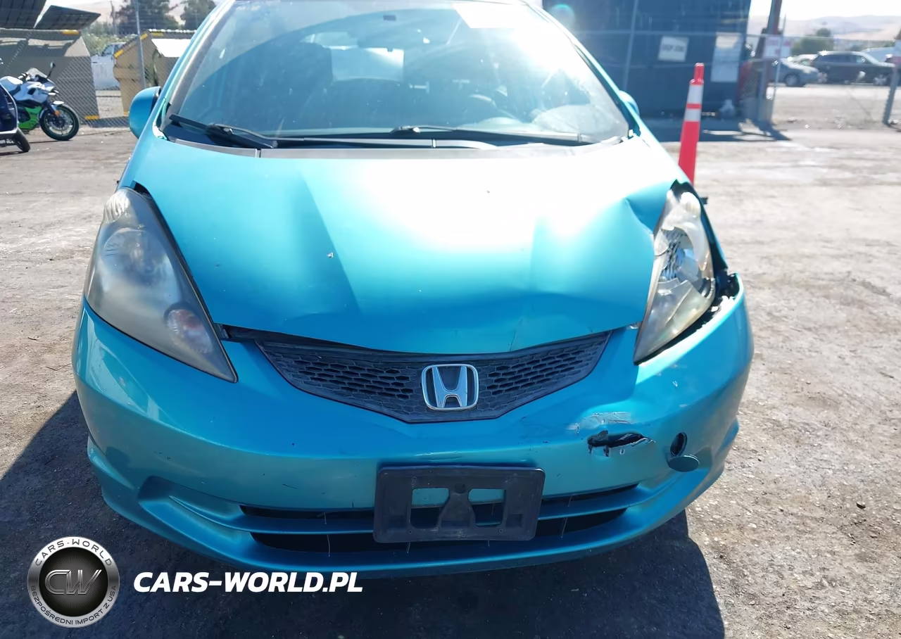 2012 Honda Fit VIN:JHMGE8H39CC006572 - 12