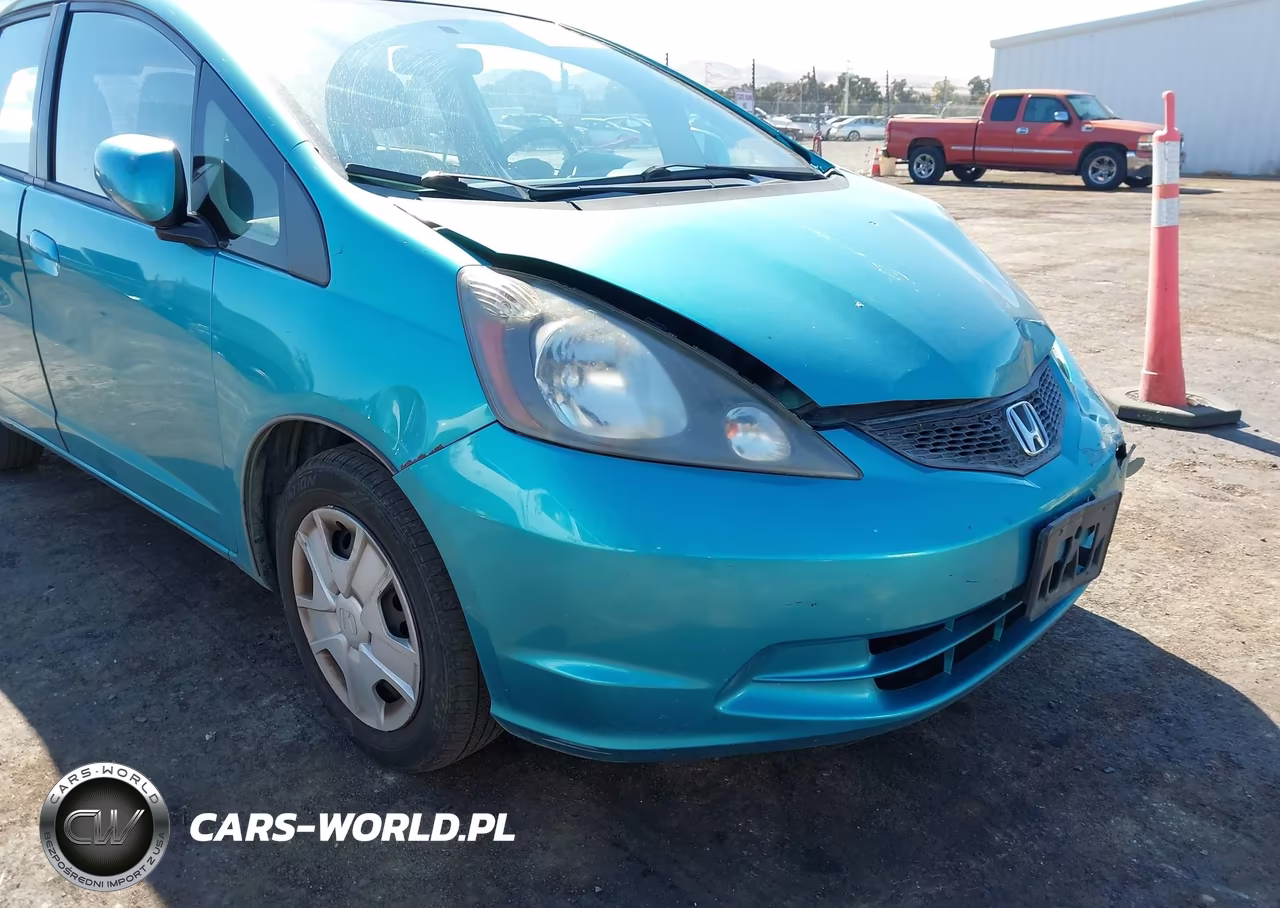 2012 Honda Fit VIN:JHMGE8H39CC006572 - 13