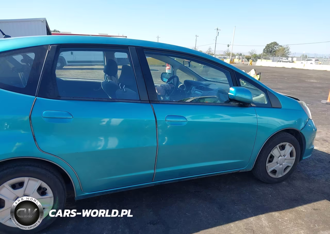 2012 Honda Fit VIN:JHMGE8H39CC006572 - 15