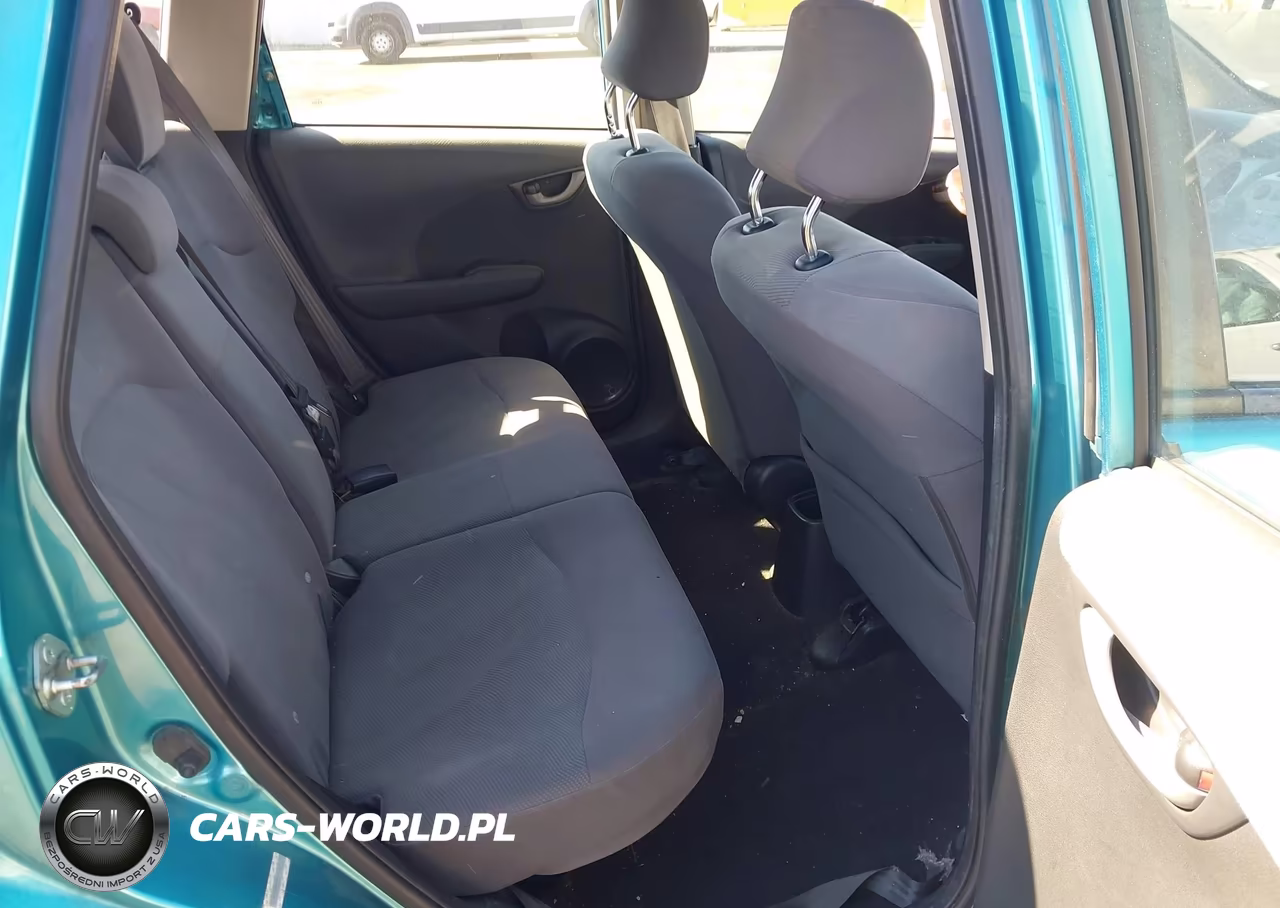 2012 Honda Fit VIN:JHMGE8H39CC006572 - 8