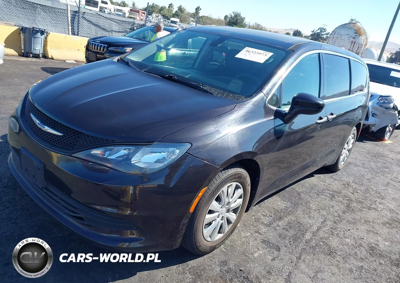 2018 Chrysler Pacifica L VIN:2C4RC1AG8JR122192 - 2