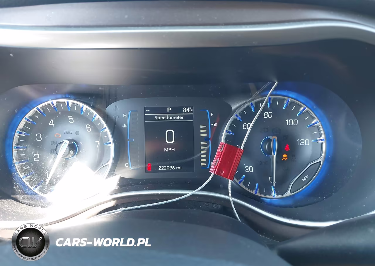 2018 Chrysler Pacifica L VIN:2C4RC1AG8JR122192 - 7