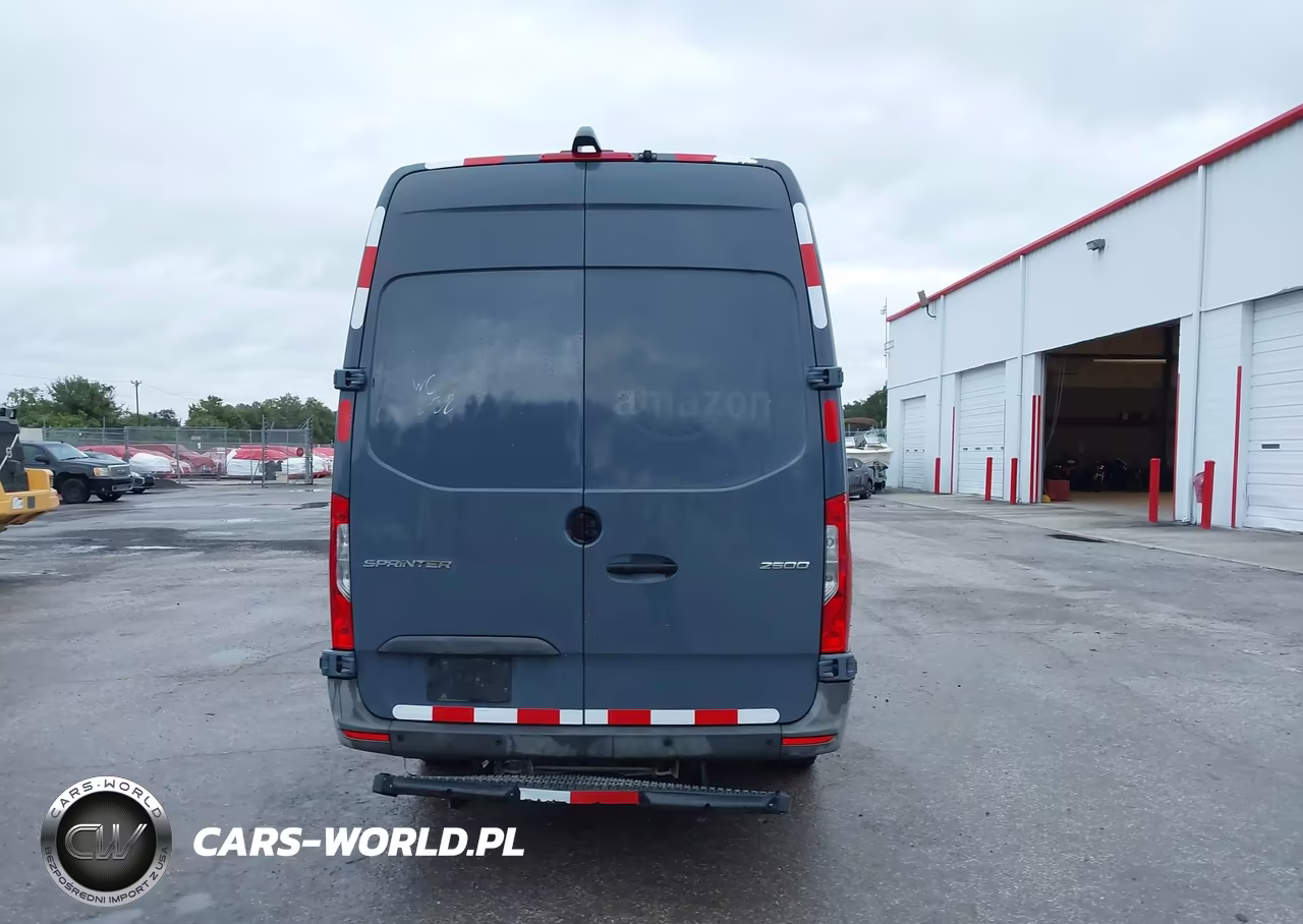 2019 Mercedes-Benz Sprinter 2500 High Roof V6 VIN:WD4PF1CD2KP142089 - 16