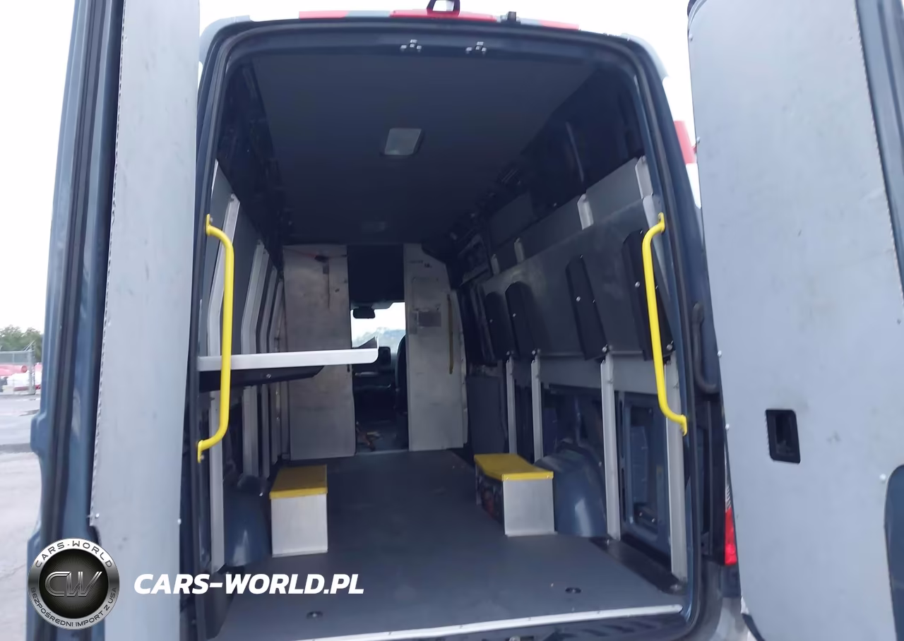 2019 Mercedes-Benz Sprinter 2500 High Roof V6 VIN:WD4PF1CD2KP142089 - 8