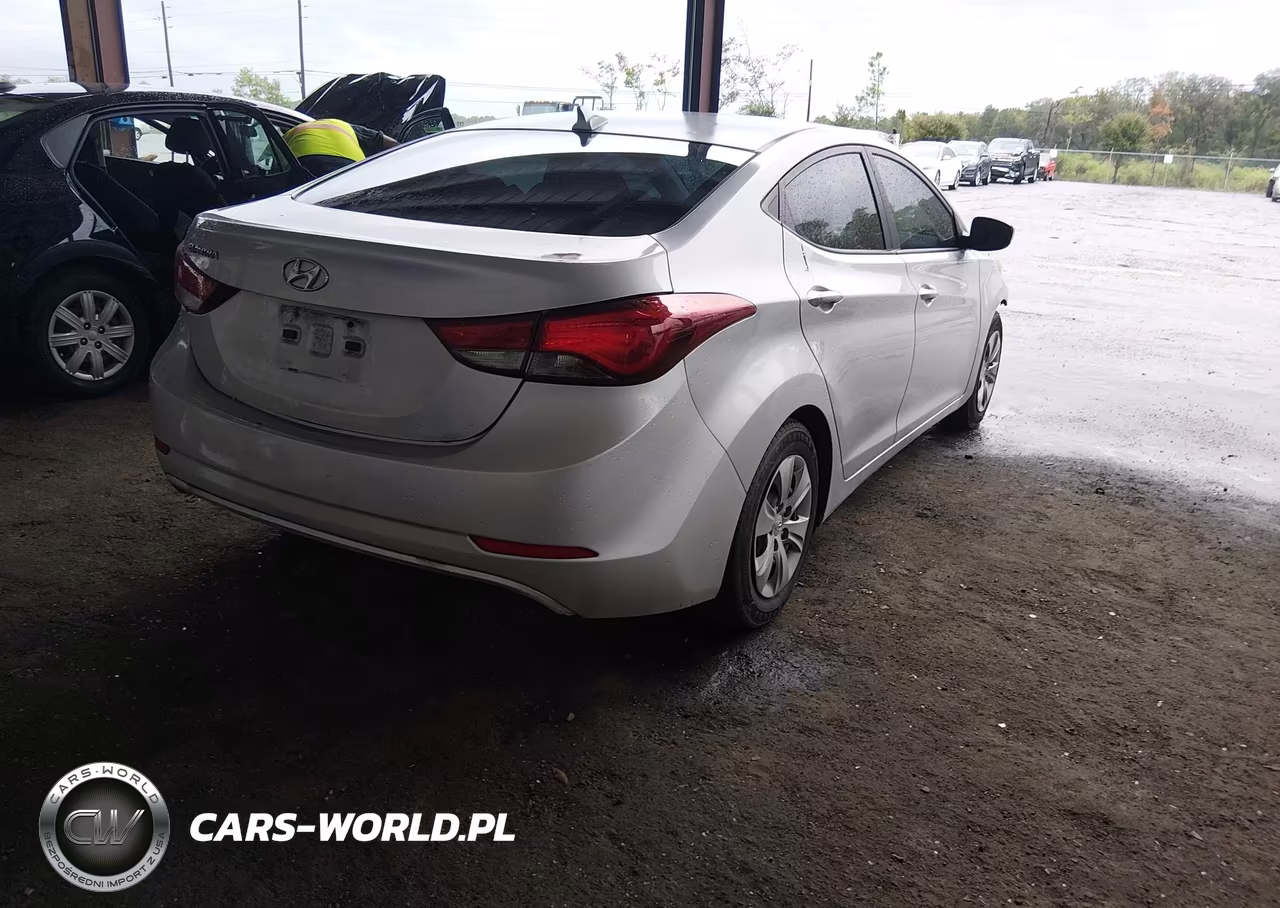 2015 Hyundai Elantra Se VIN:KMHDH4AE3FU303203 - 4
