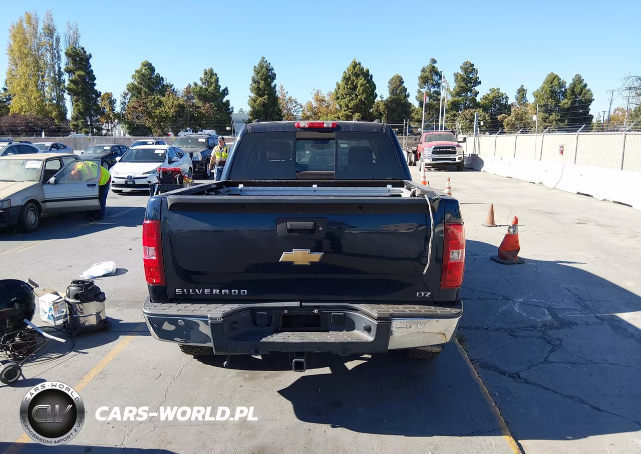 2007 Chevrolet Silverado 1500 Ltz VIN:2GCEC13J871507685 - 16