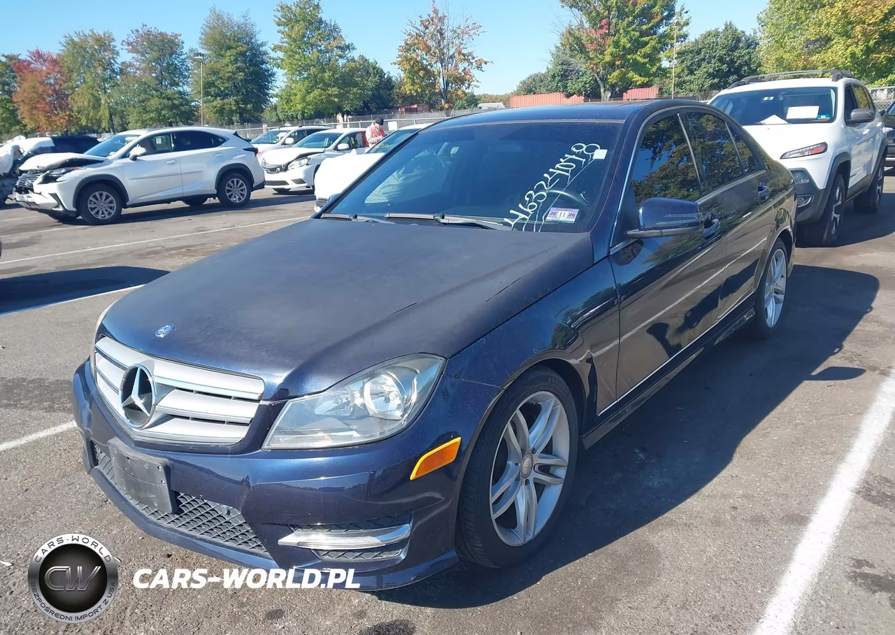 2013 Mercedes-Benz C 300 Sport 4Matic VIN:WDDGF8AB6DR252001 - 2