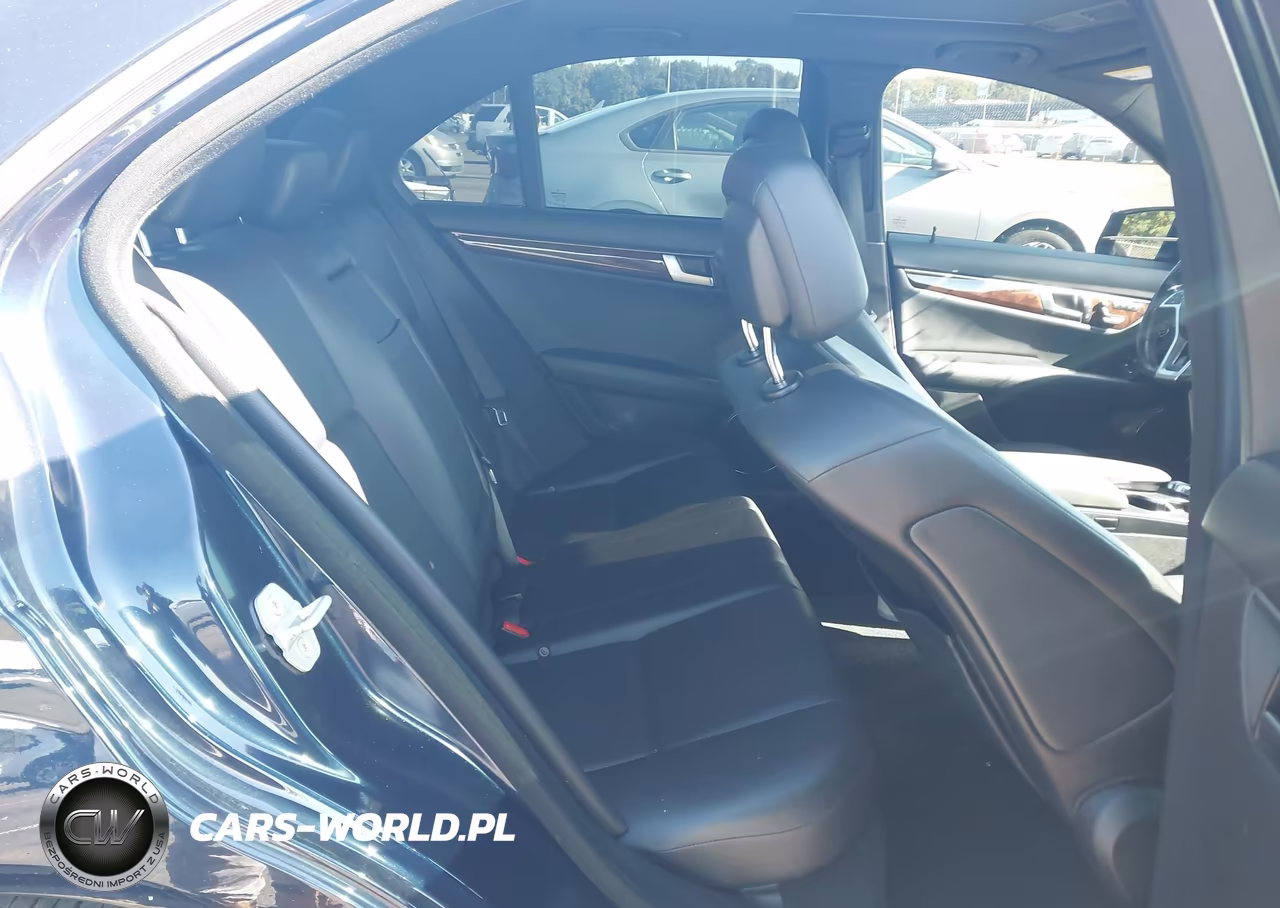 2013 Mercedes-Benz C 300 Sport 4Matic VIN:WDDGF8AB6DR252001 - 8