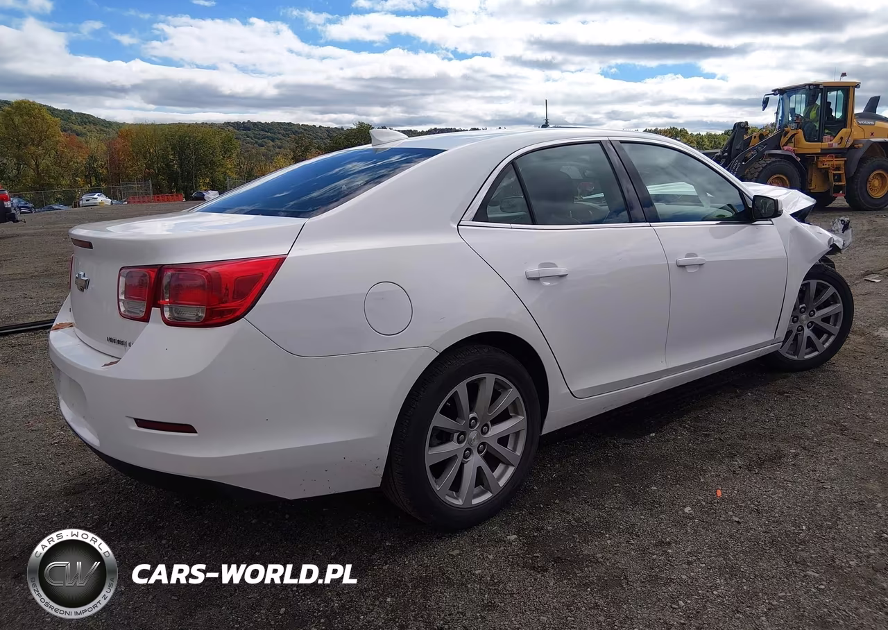 2015 Chevrolet Malibu 2Lt VIN:1G11D5SL7FF173185 - 4