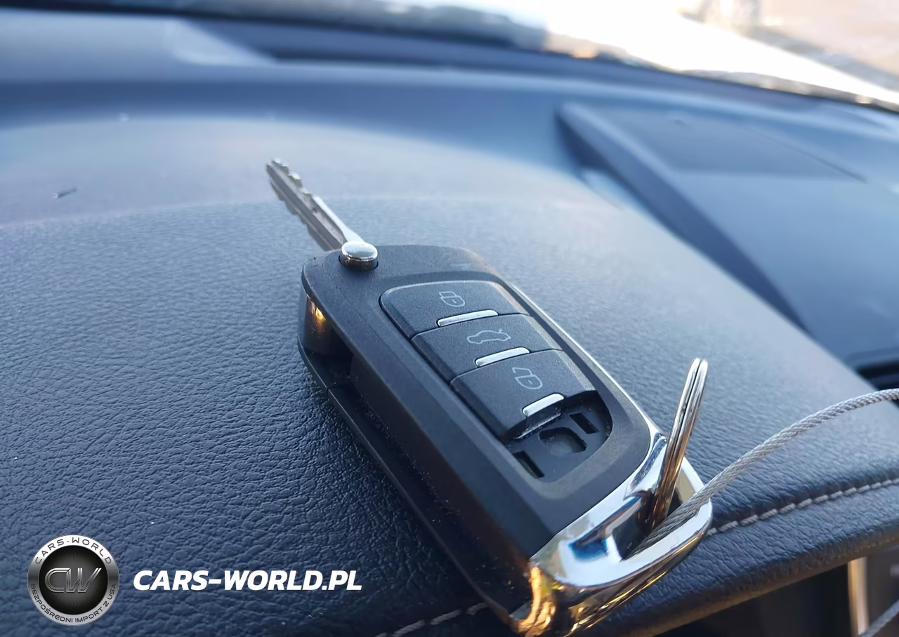 2017 Toyota Camry Le VIN:4T1BF1FK5HU755330 - 11