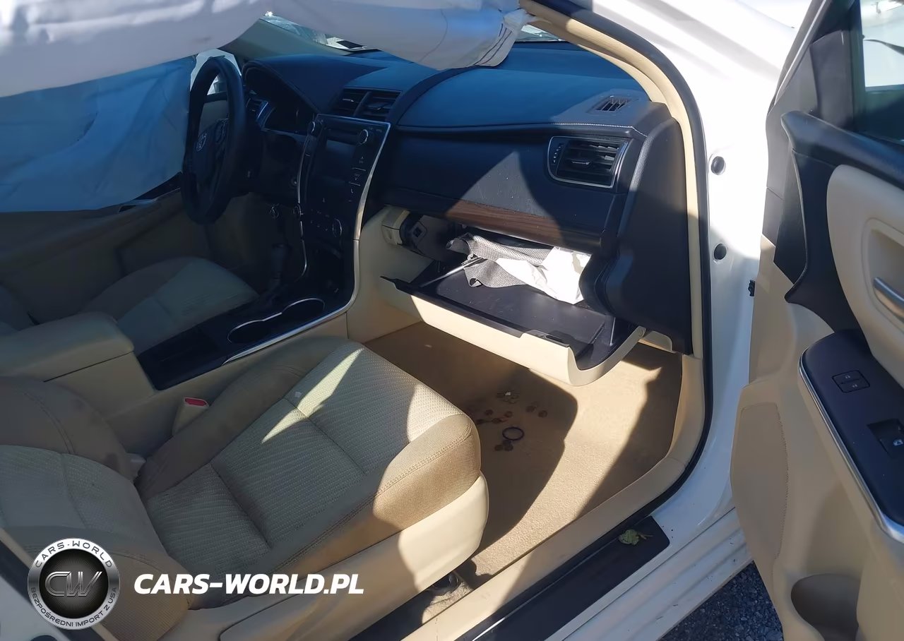 2017 Toyota Camry Le VIN:4T1BF1FK5HU755330 - 5