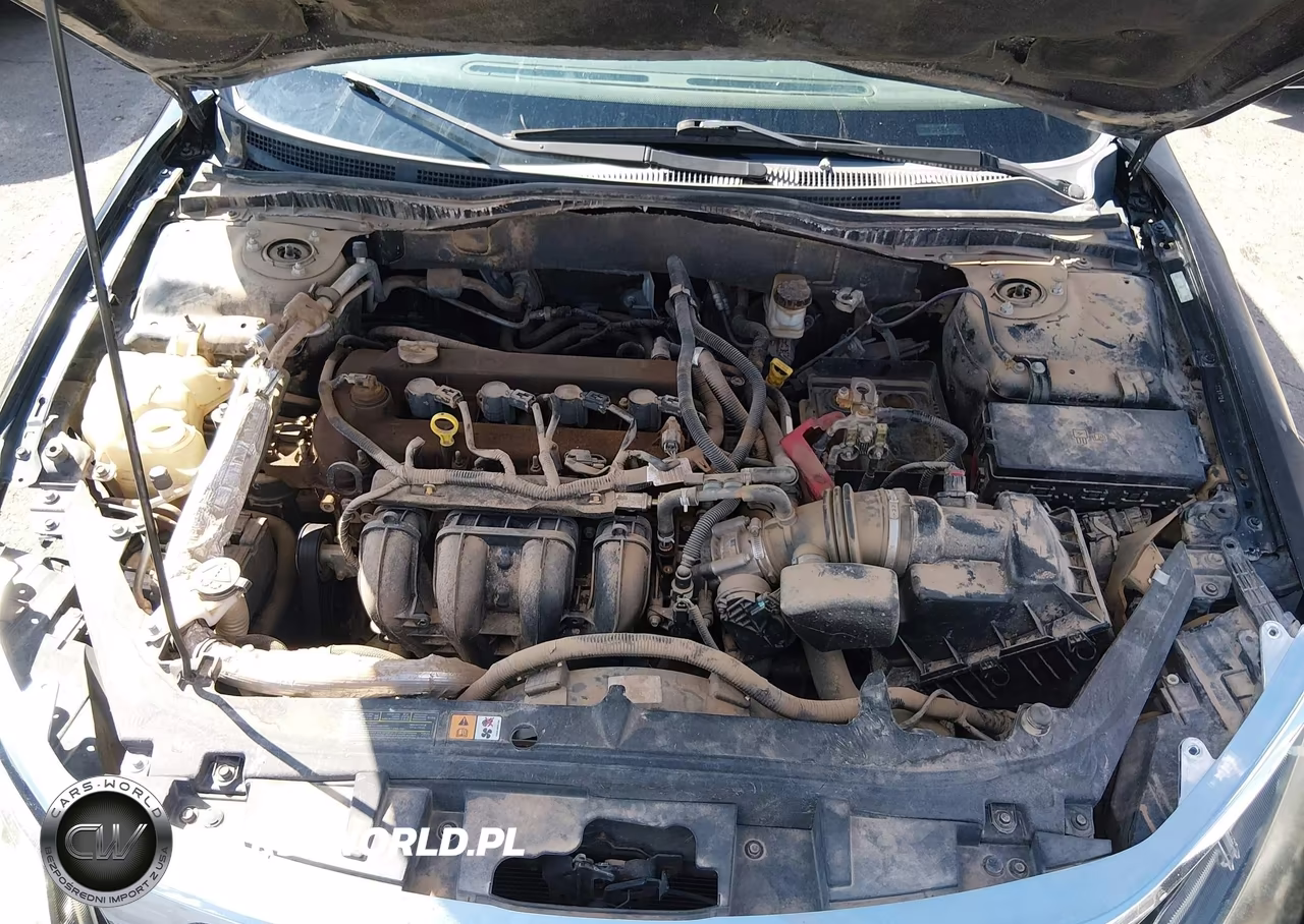 2012 Ford Fusion S VIN:3FAHP0GA2CR137142 - 10