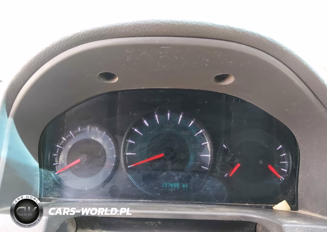 2012 Ford Fusion S VIN:3FAHP0GA2CR137142 - 7
