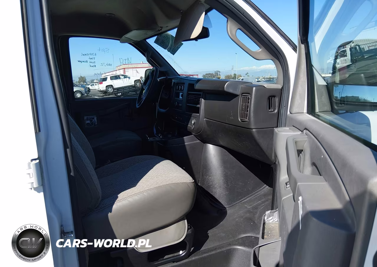 2022 GMC Savana Cargo Rwd 2500 Regular Wheelbase Work Van VIN:1GTW7AFP7N1139673 - 5
