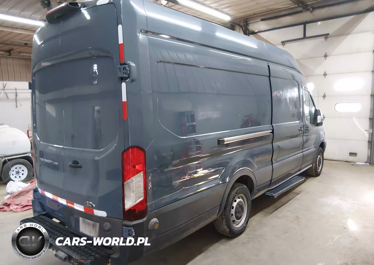 2019 Ford Transit-250 VIN:1FTYR3XM2KKB90331 - 4