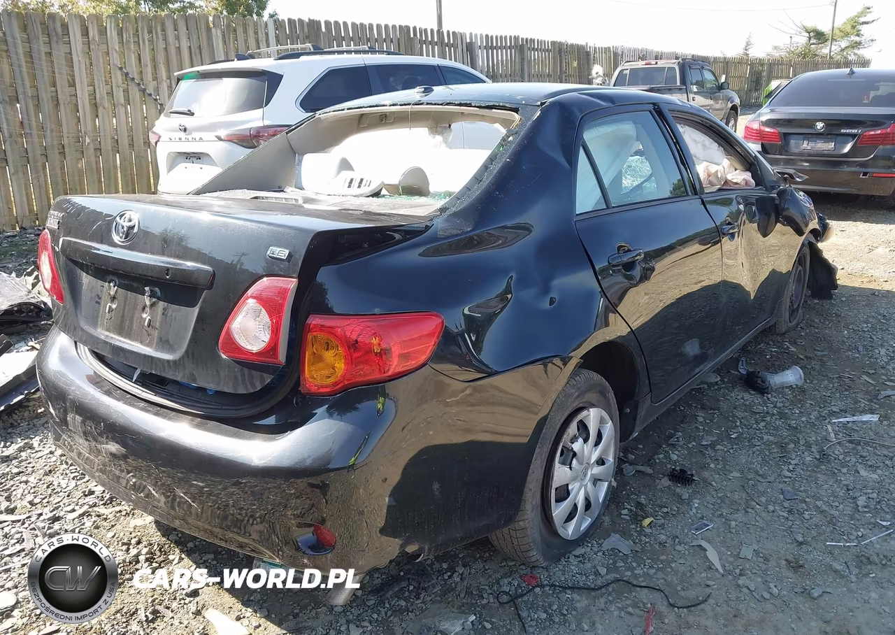 2010 Toyota Corolla Le VIN:2T1BU4EE7AC261125 - 4
