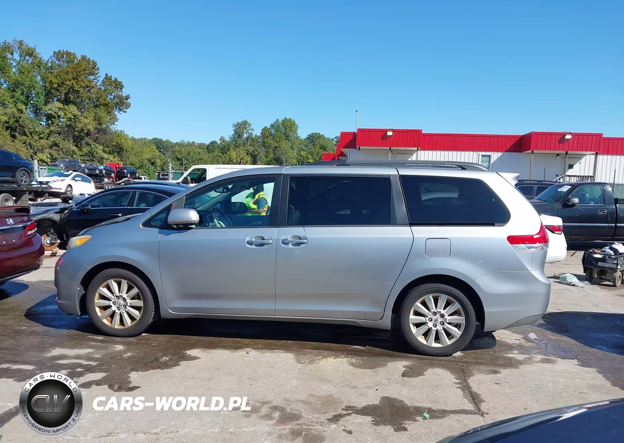 2011 Toyota Sienna Limited VIN:5TDDK3DC3BS008529 - 14