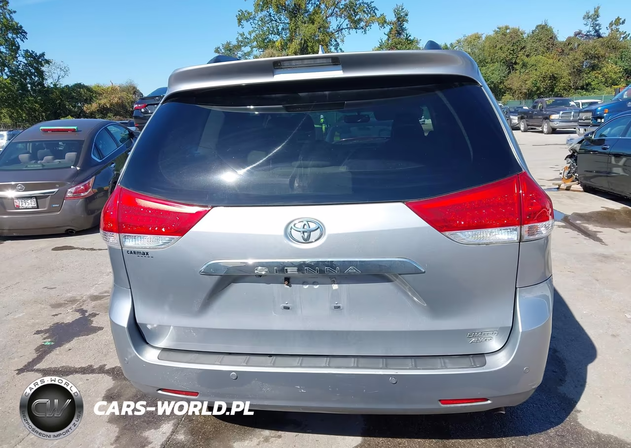 2011 Toyota Sienna Limited VIN:5TDDK3DC3BS008529 - 16