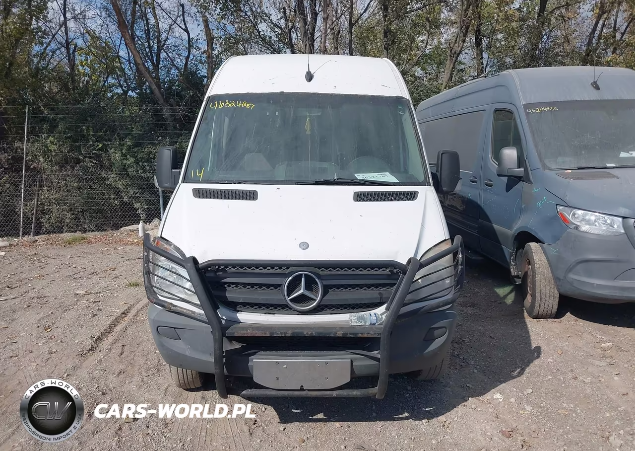2013 Mercedes-Benz Sprinter 2500 High Roof VIN:WD3PE8CC2D5749986 - 12