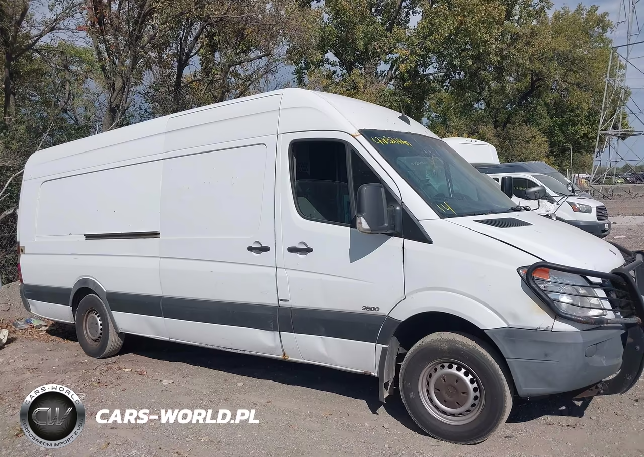 2013 Mercedes-Benz Sprinter 2500 High Roof VIN:WD3PE8CC2D5749986 - 13