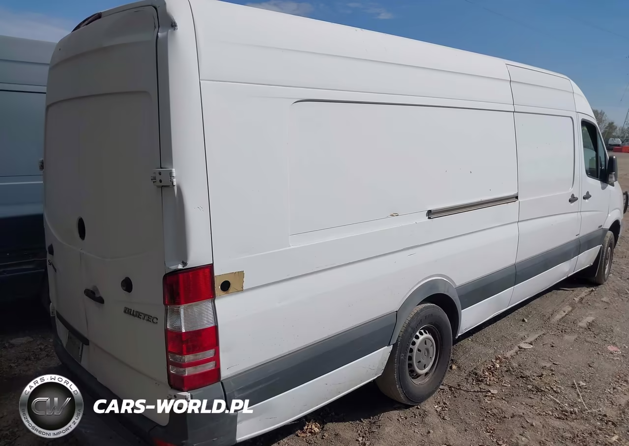 2013 Mercedes-Benz Sprinter 2500 High Roof VIN:WD3PE8CC2D5749986 - 4