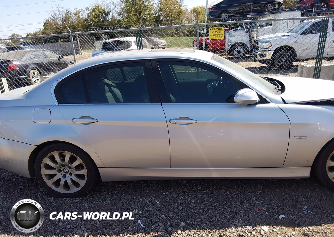 2006 BMW 330Xi VIN:WBAVD33556KV67897 - 13