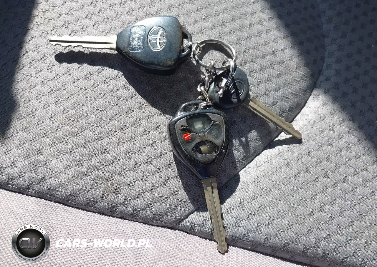 2006 Toyota Rav4 VIN:JTMBD35V265007952 - 11