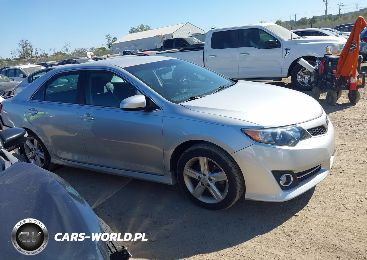 2014 Toyota Camry Se VIN:4T1BF1FK0EU385934 - 13