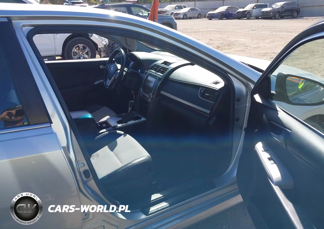 2014 Toyota Camry Se VIN:4T1BF1FK0EU385934 - 5