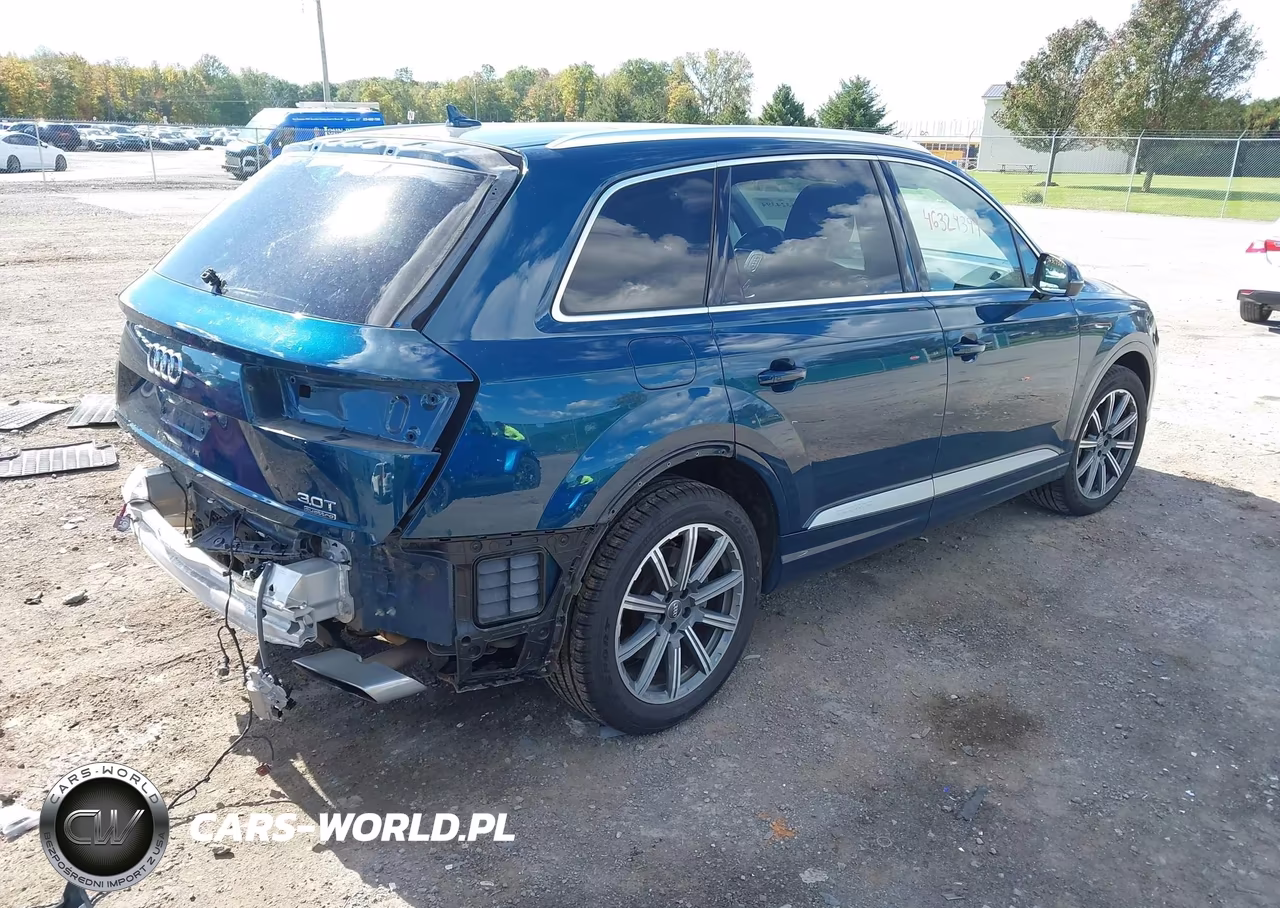 2018 Audi Q7 3.0T Premium VIN:WA1LAAF74JD023080 - 4