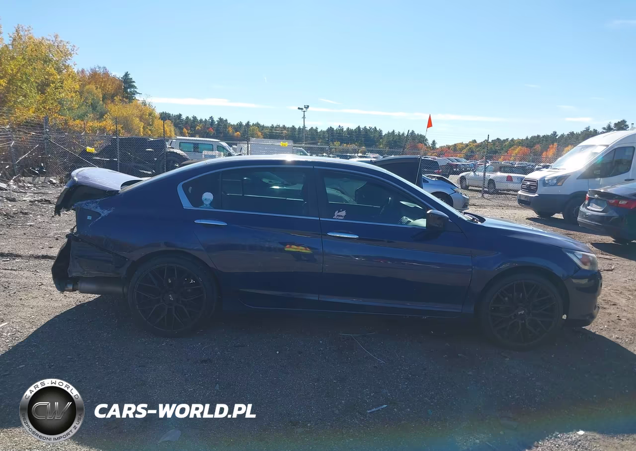 2015 Honda Accord Sport VIN:1HGCR2F59FA086737 - 13