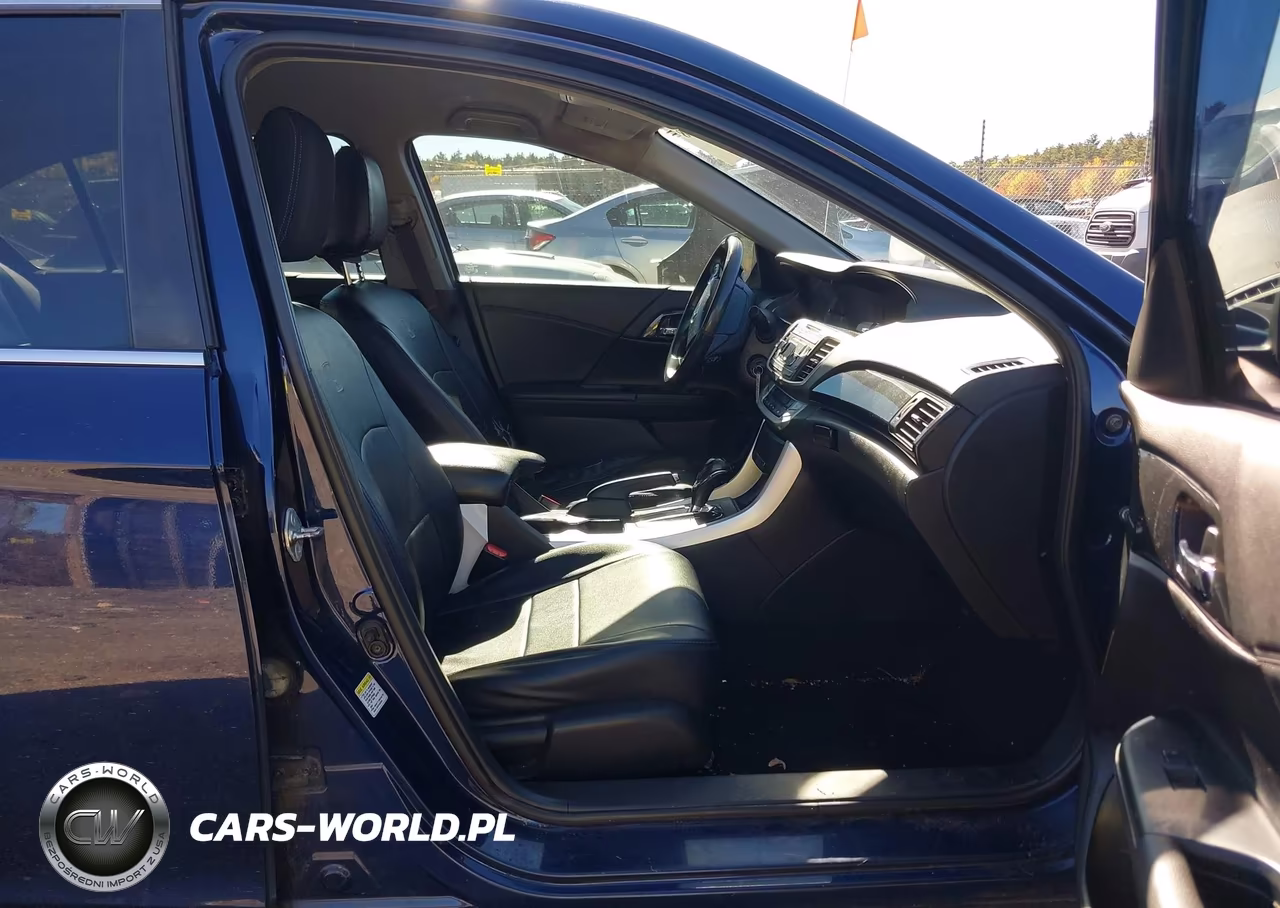 2015 Honda Accord Sport VIN:1HGCR2F59FA086737 - 5