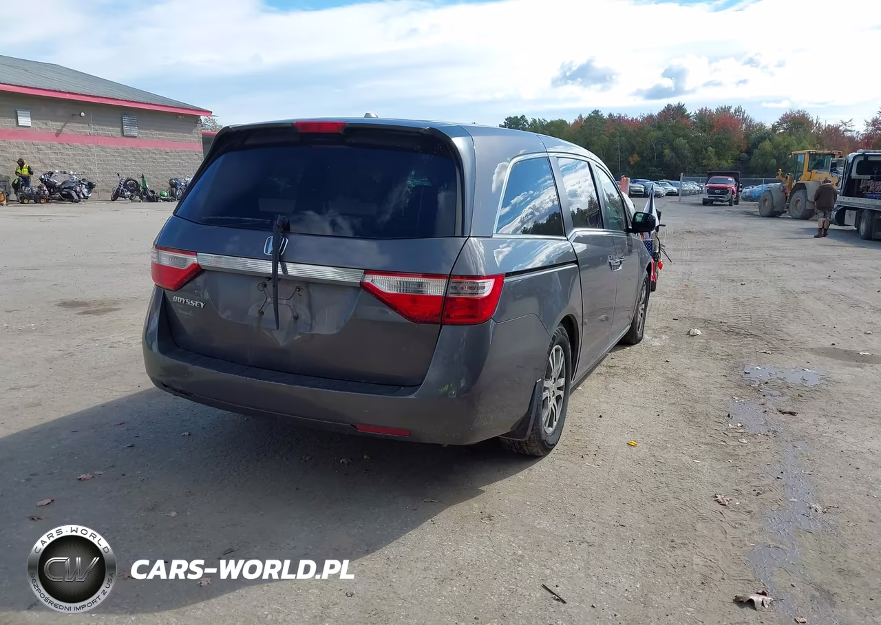 2013 Honda Odyssey Ex-L VIN:5FNRL5H65DB083453 - 4