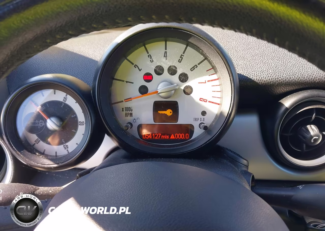 2013 Mini Roadster Cooper VIN:WMWSY1C53DT429326 - 7