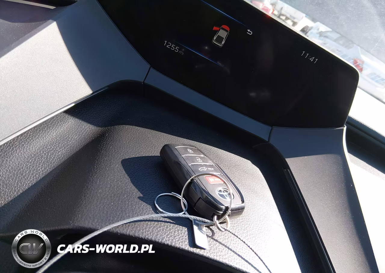 2026 Toyota Prius Plug-In Hybrid Xse Premium VIN:JTDACACU1T3079388 - 11